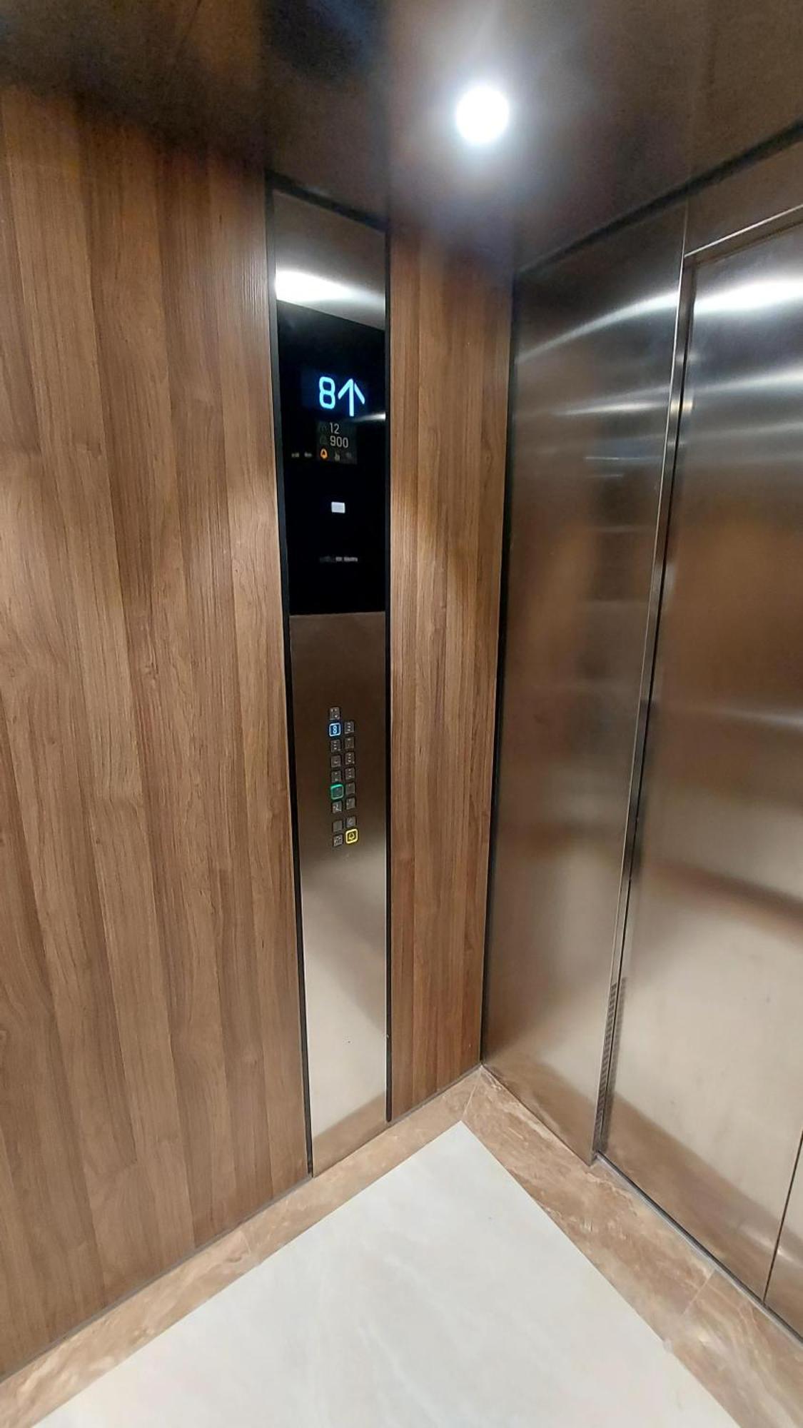 Aria Residence & Ѕра, Apartment 1-43, Level 8 ビトラ エクステリア 写真