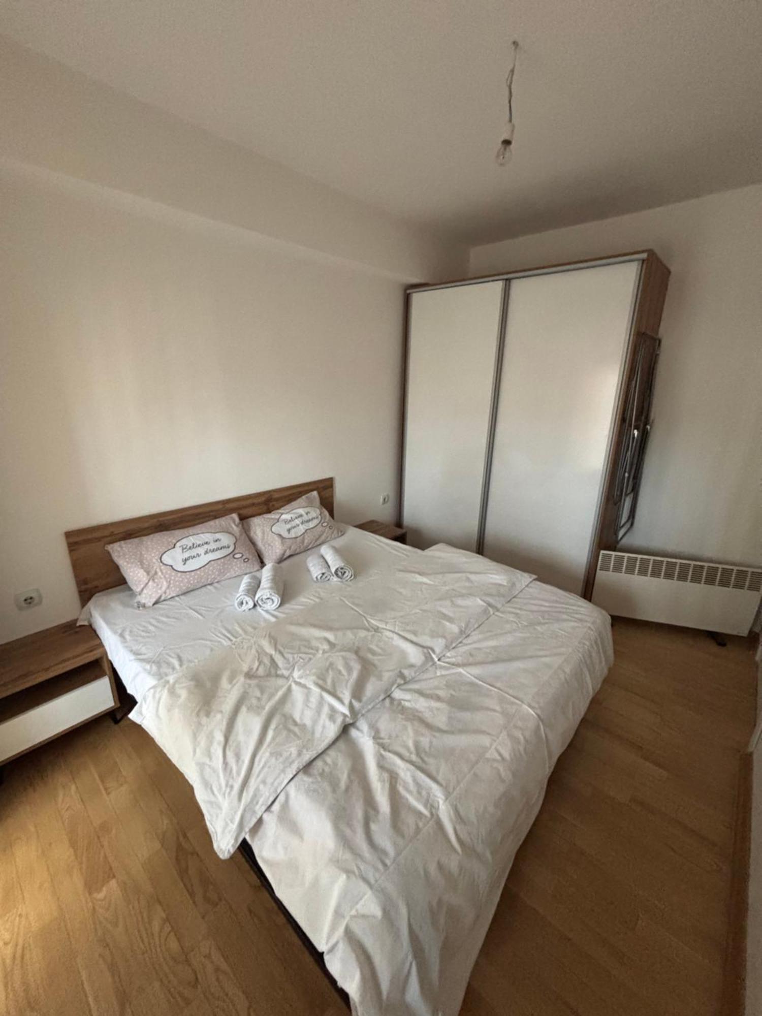 Aria Residence & Ѕра, Apartment 1-43, Level 8 ビトラ エクステリア 写真