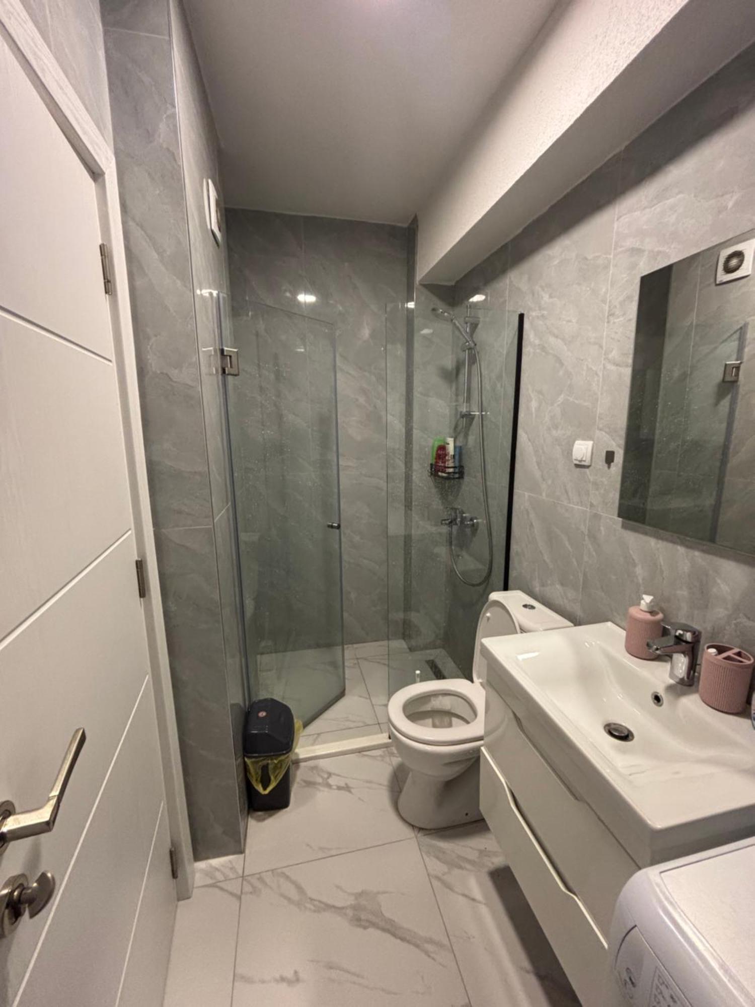 Aria Residence & Ѕра, Apartment 1-43, Level 8 ビトラ エクステリア 写真