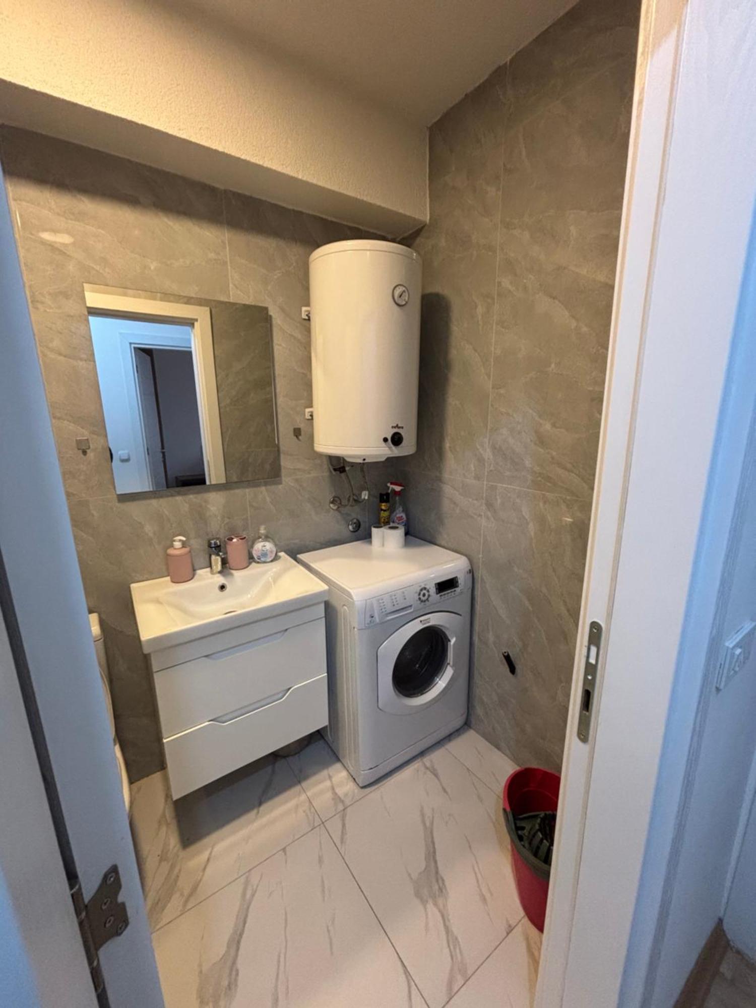 Aria Residence & Ѕра, Apartment 1-43, Level 8 ビトラ エクステリア 写真