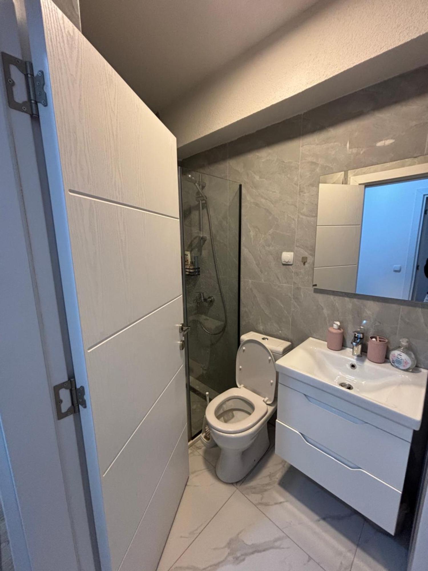 Aria Residence & Ѕра, Apartment 1-43, Level 8 ビトラ エクステリア 写真